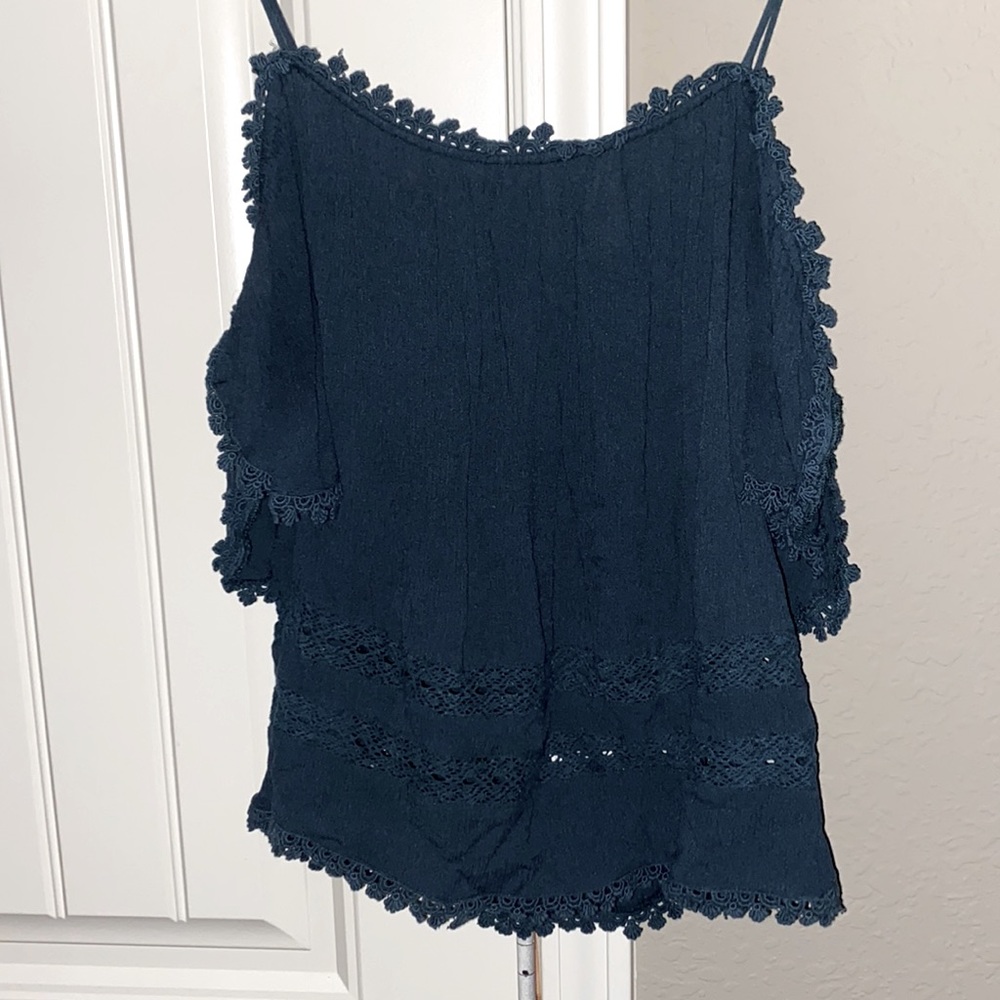Cold shoulder top